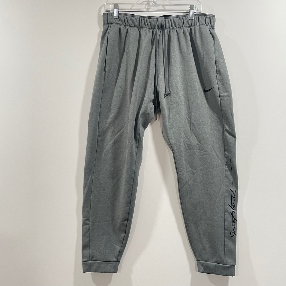 Nike Therma Mens Grey‎ Just Do It Tapered Training Jogger Pants 934199-063 XL
